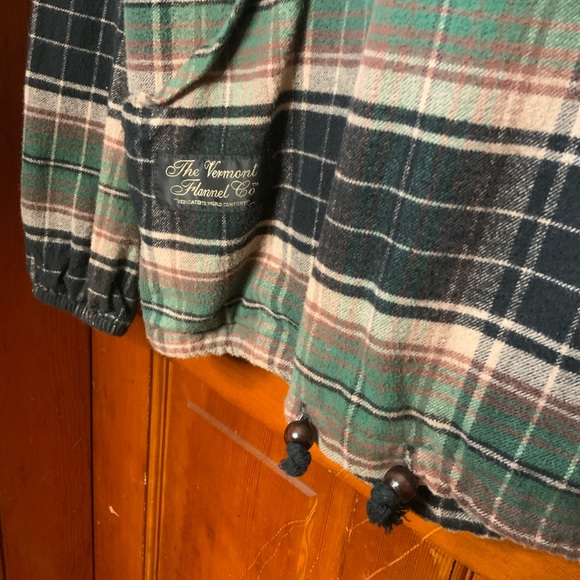 Flannel Pull Over - Picture 8 of 16